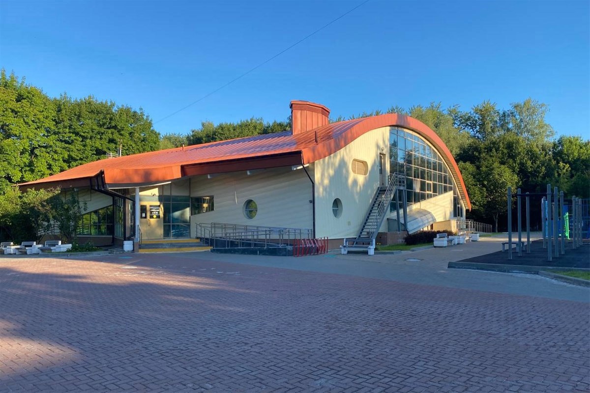 Бассейн плавательный 25-метровый крытый