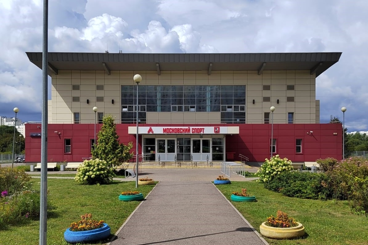 Бассейн плавательный 25-метровый крытый